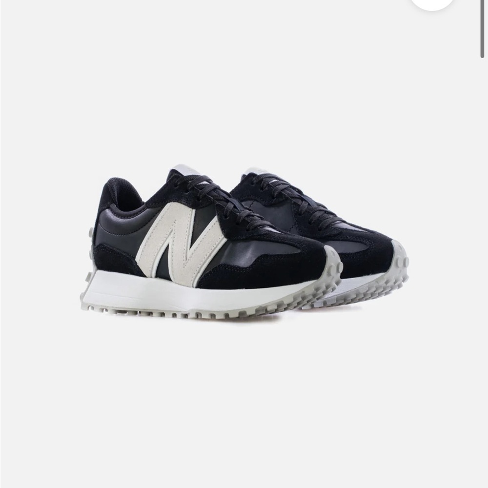 New Balance Black and White 327 Sneakers